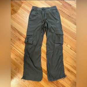 Lululemon Dance Studio Cargo Pants S